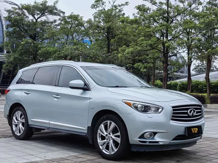 Infiniti JX