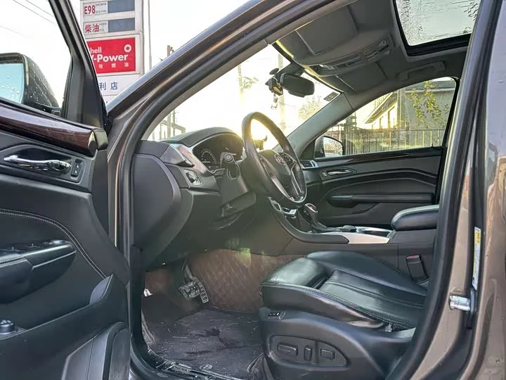 Cadillac SRX