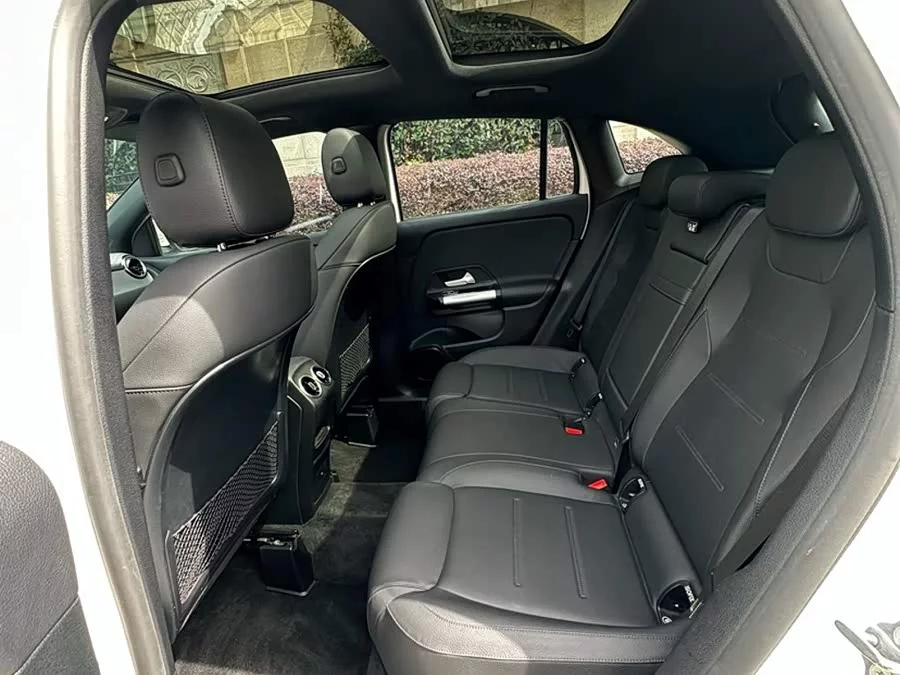 Mercedes Benz GLA