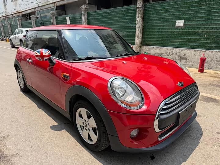 MINI 
