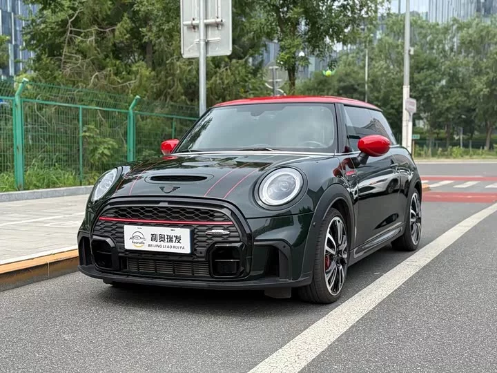 MINI JCW