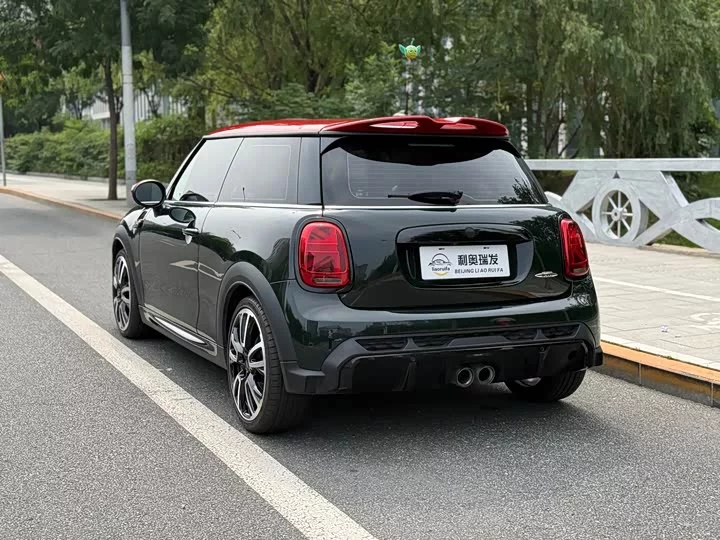 MINI JCW