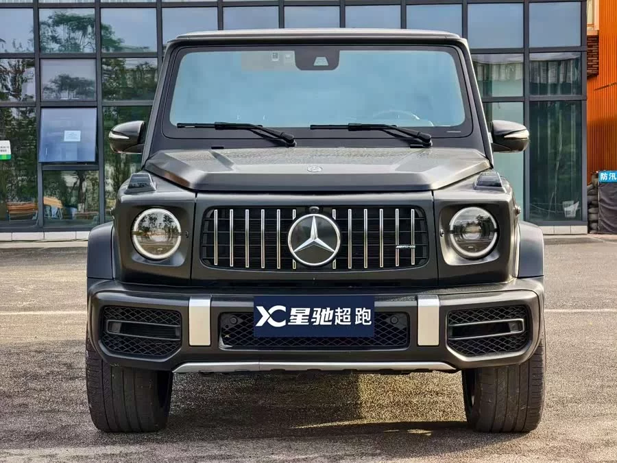 Mercedes Benz G-rated
