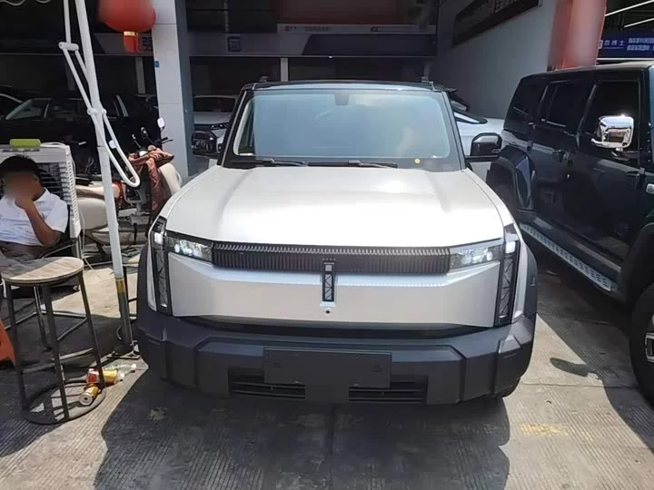 iCAR 03