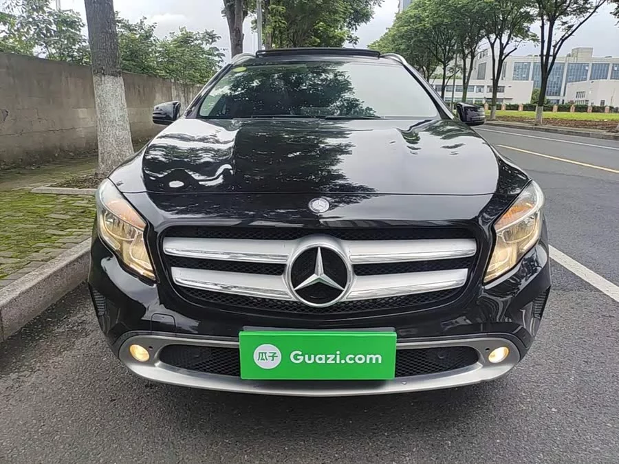 Mercedes Benz GLA