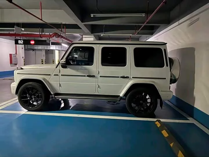 Mercedes-Benz G-rated