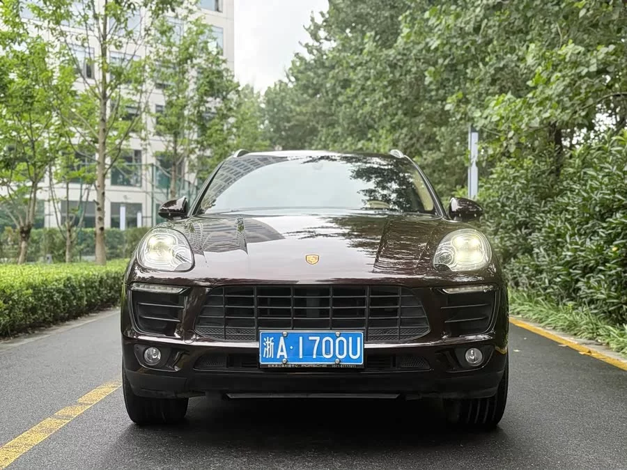 Porsche Macan
