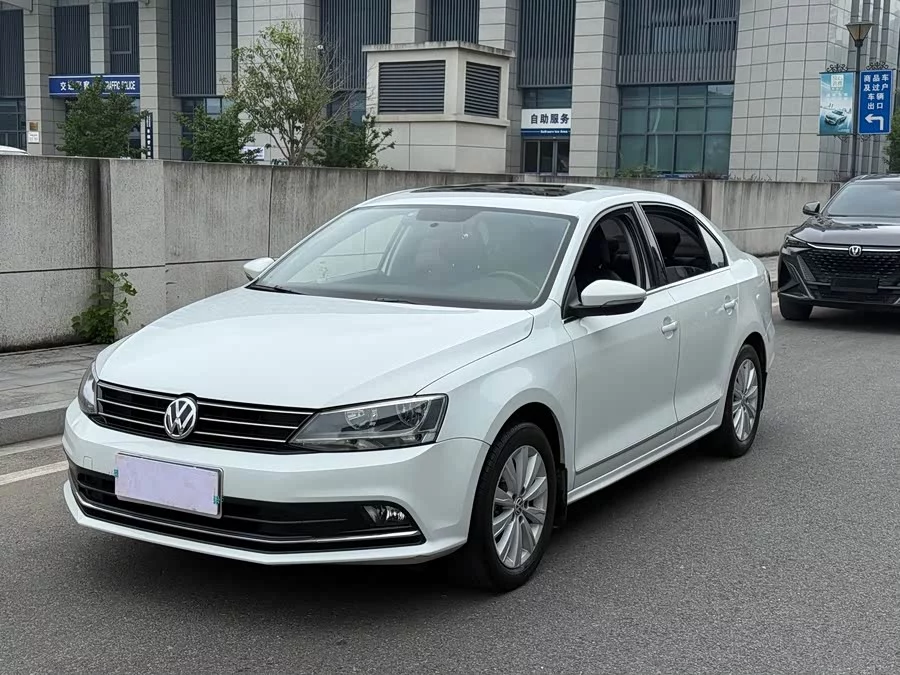 Volkswagen Sagitar