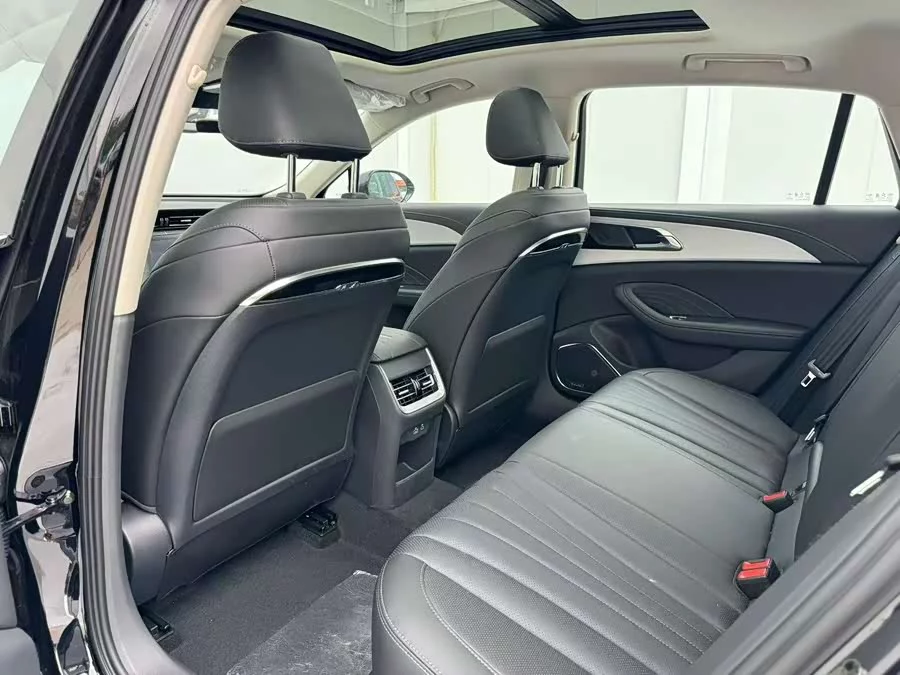Hongqi H5