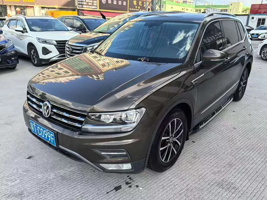 Volkswagen Tiguan L
