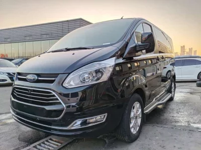 Ford Toureo