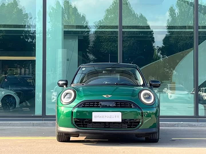 MINI 