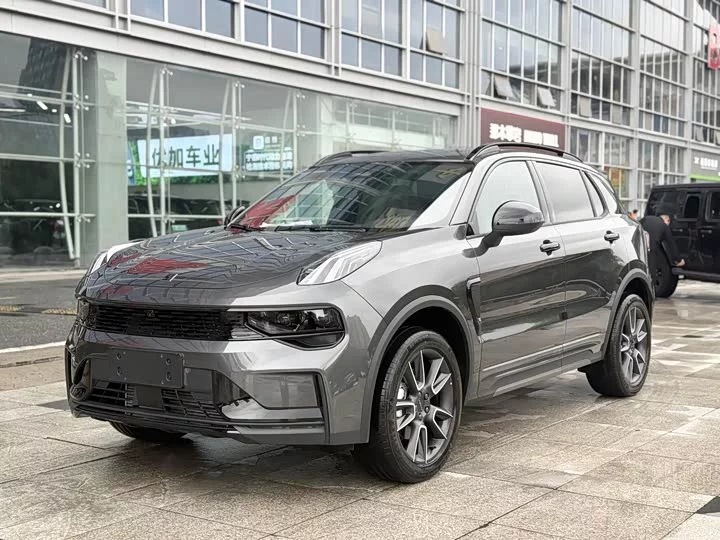 Lynk & Co 01