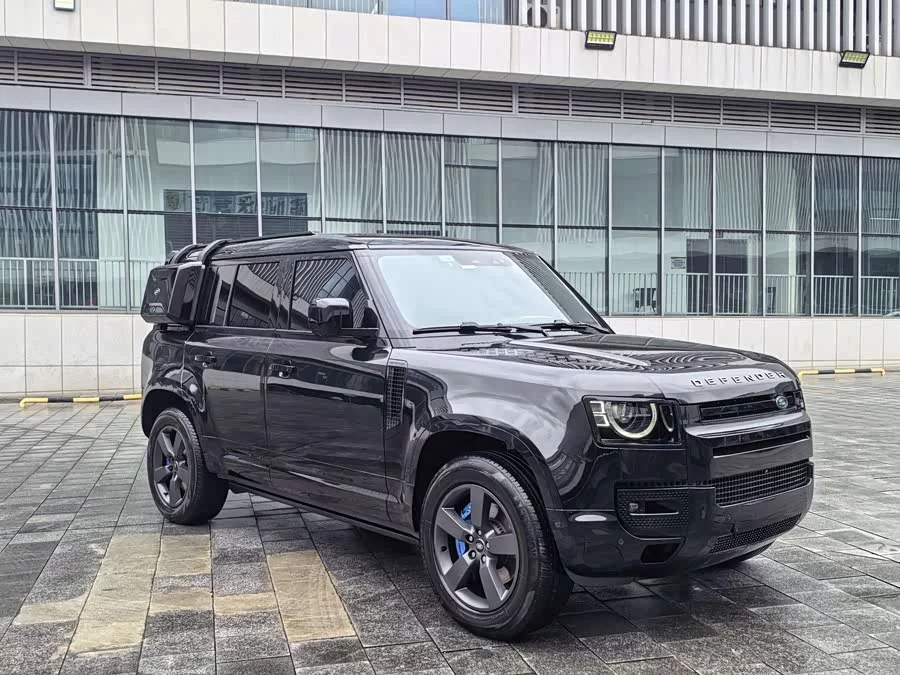 Land Rover guard