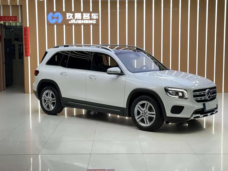 Mercedes Benz GLB