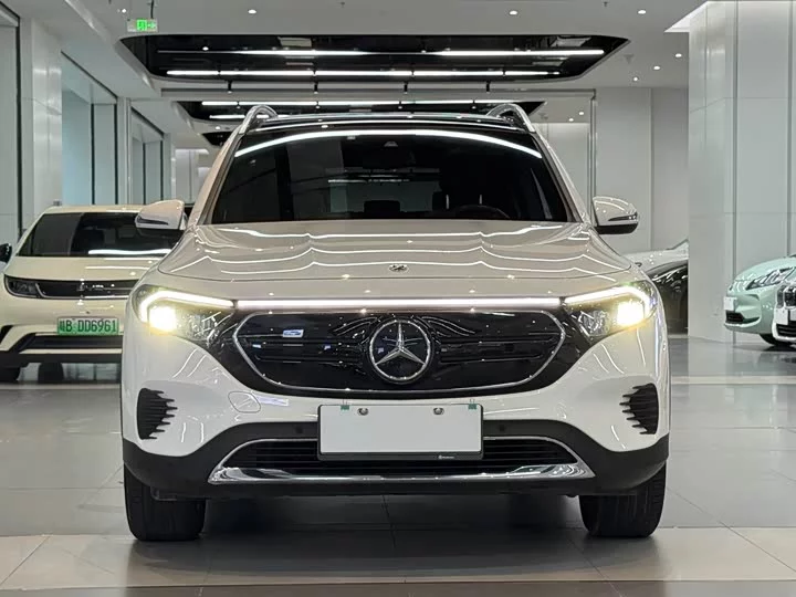 Mercedes-Benz EQB