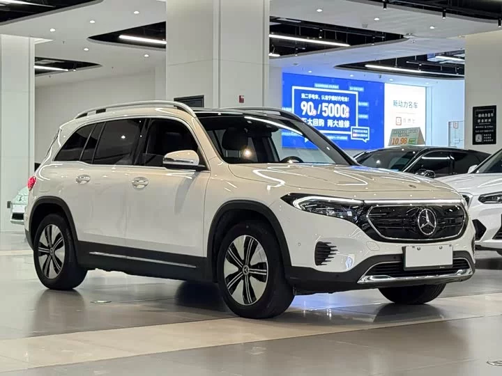 Mercedes-Benz EQB