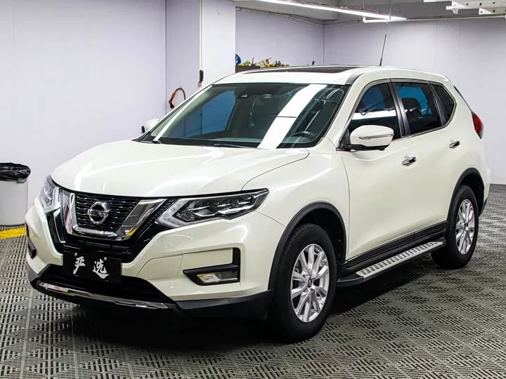 Nissan Qijun