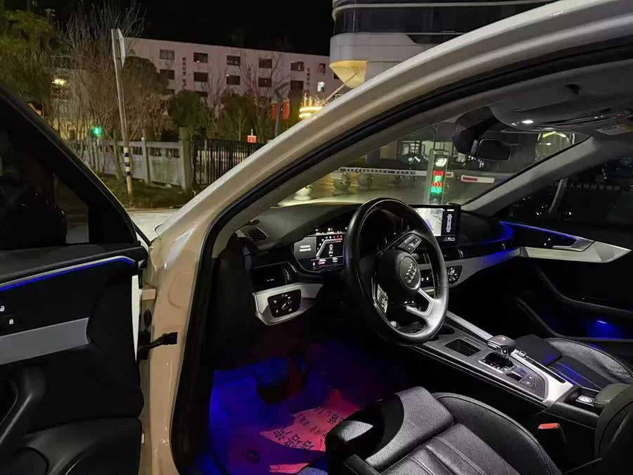 Audi A4L
