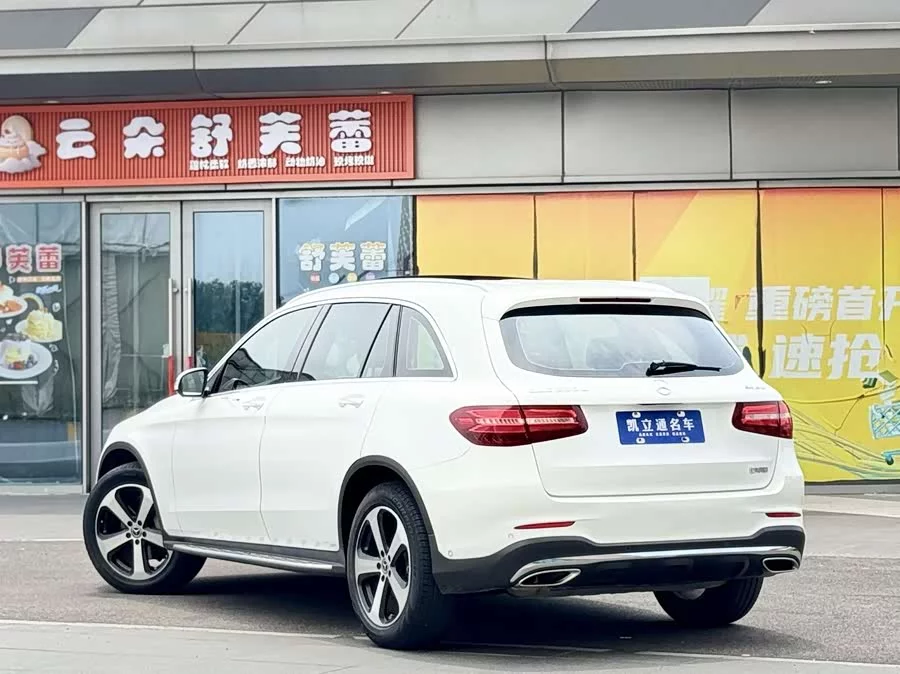 Mercedes Benz GLC
