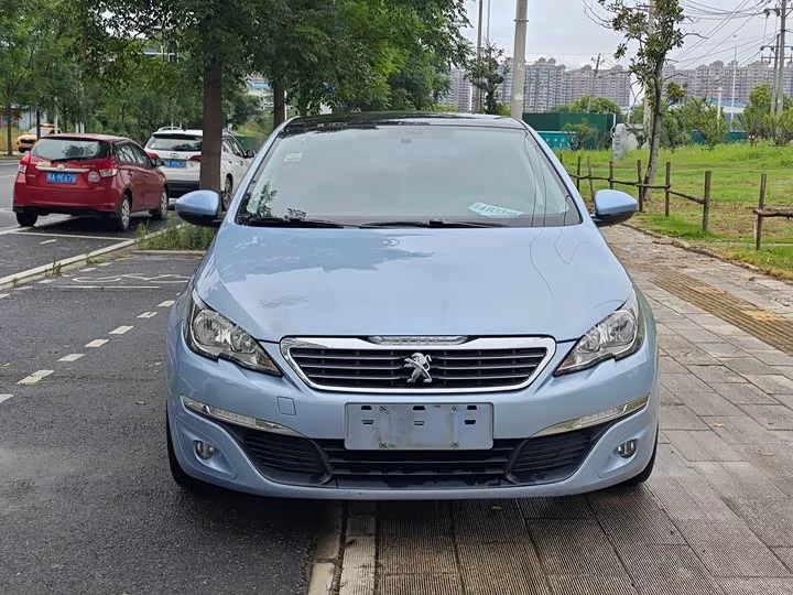 Peugeot 308S