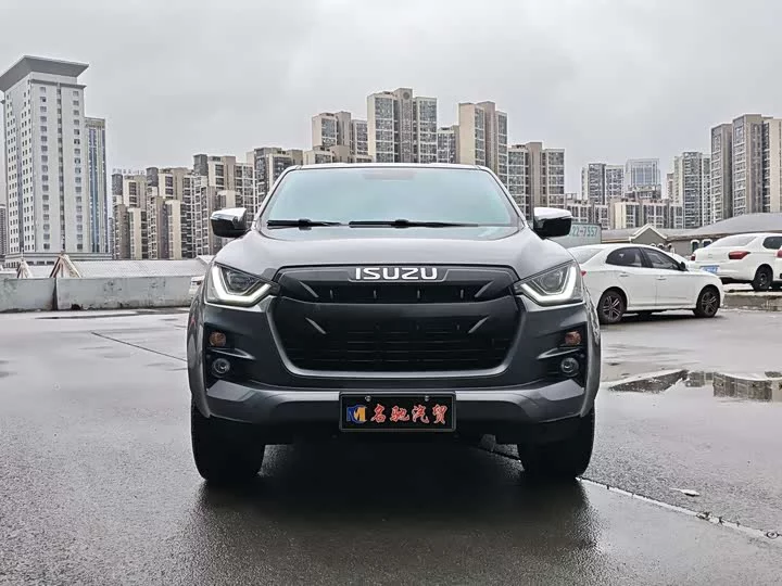 Isuzu D-MAX