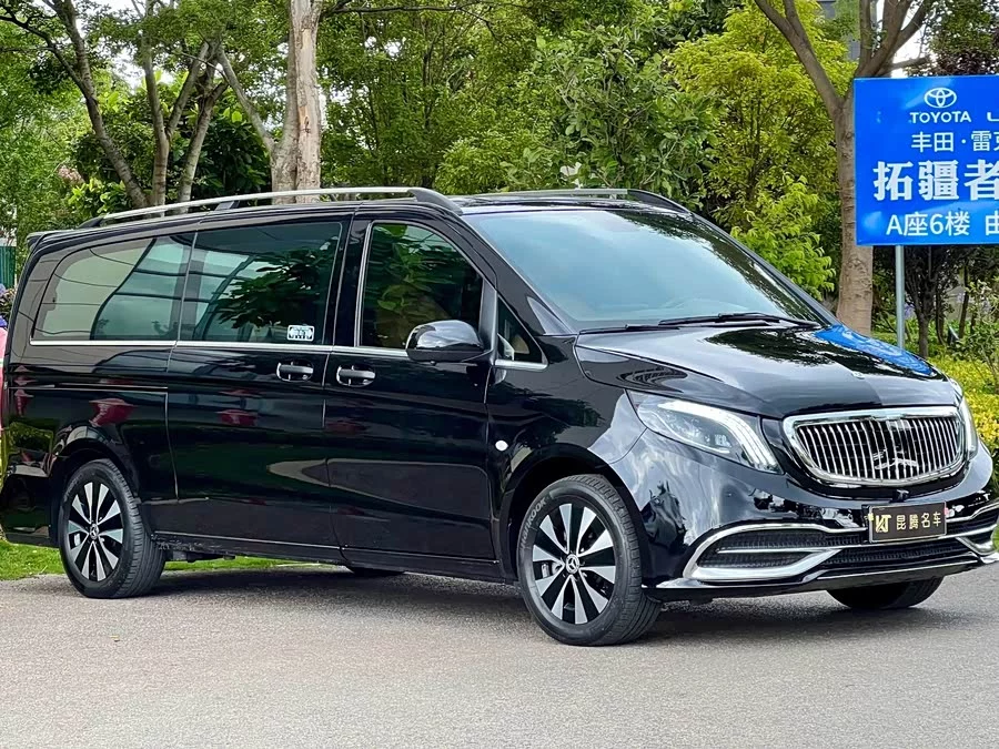 Mercedes Benz Vito