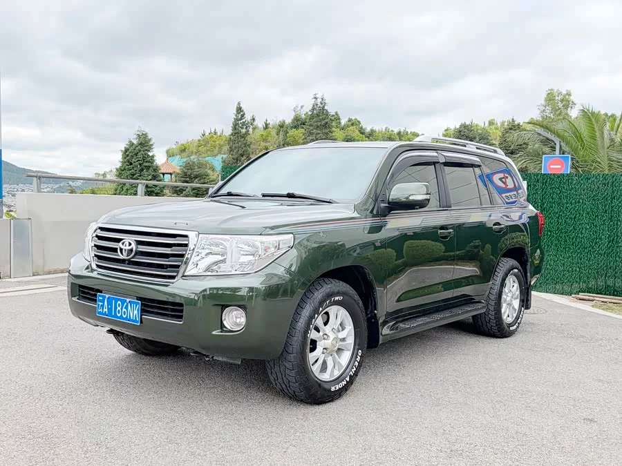 Toyota Land Cruiser