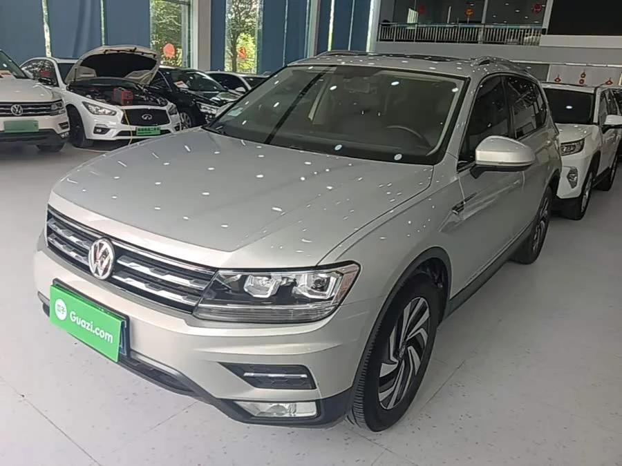 Volkswagen Tiguan L