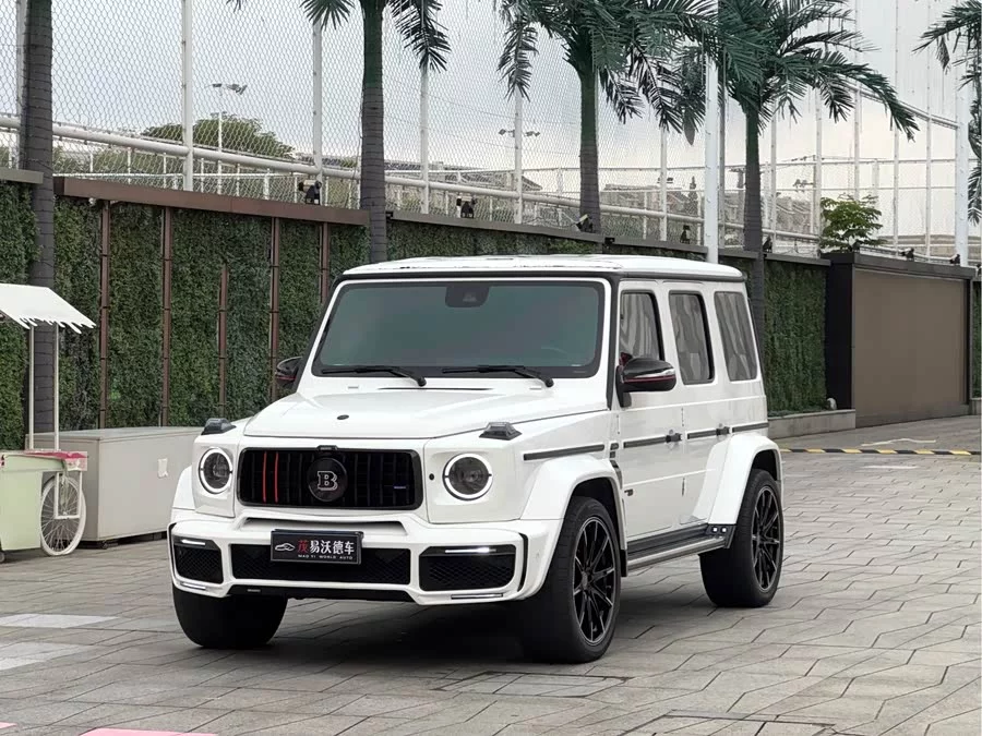 Mercedes Benz G-rated