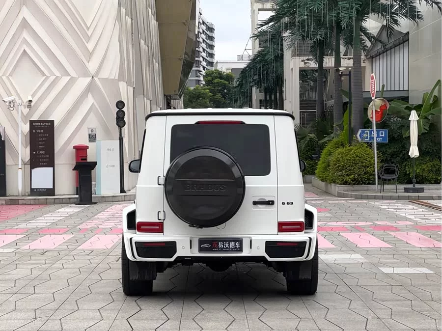 Mercedes Benz G-rated