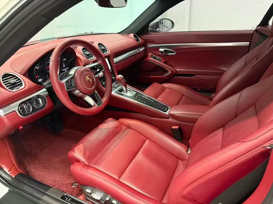 Porsche 718