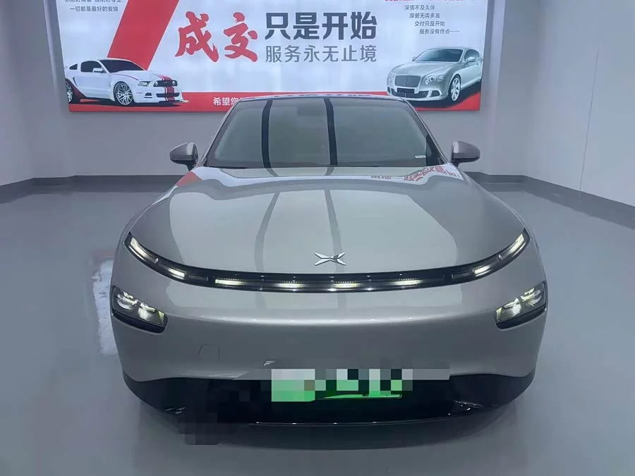 Xpeng P7