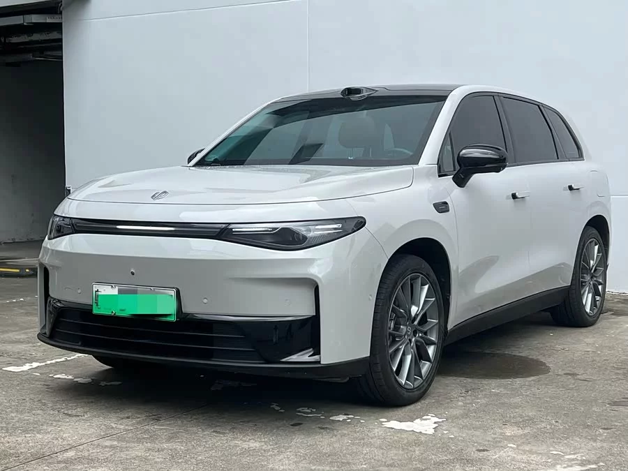 Leapmotor C10