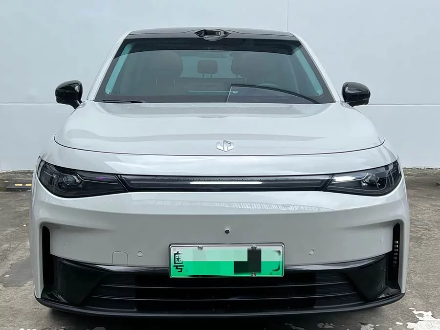 Leapmotor C10