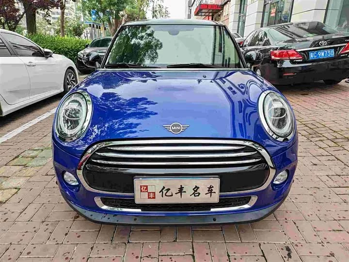 MINI 