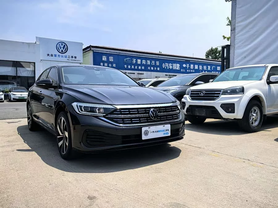 Volkswagen Sagitar