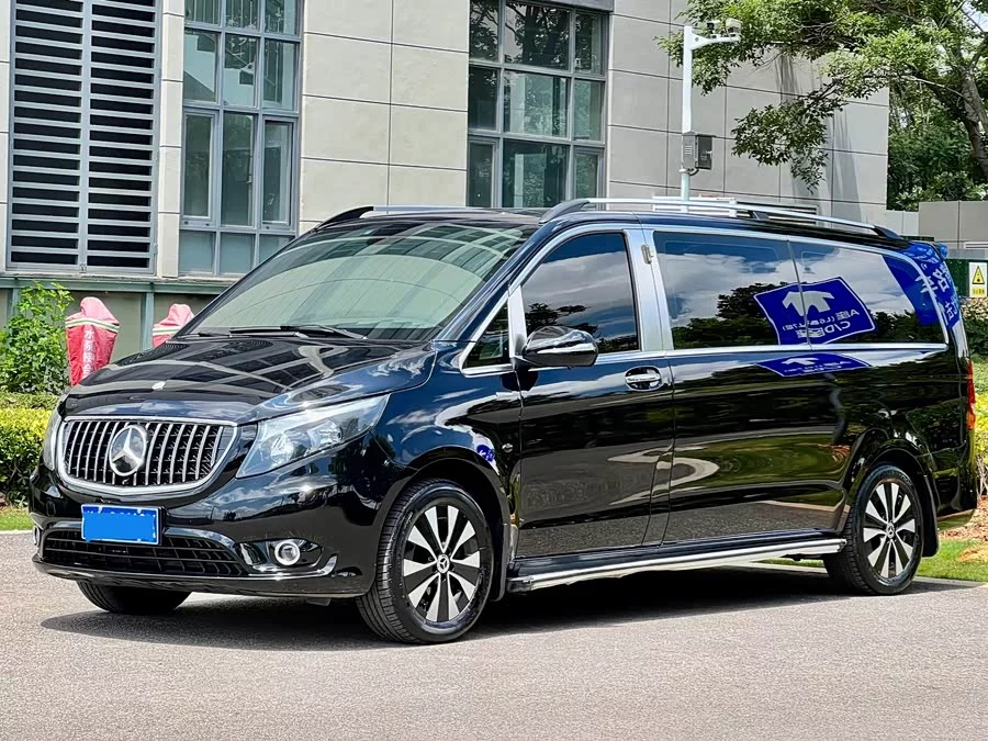 Mercedes Benz Vito