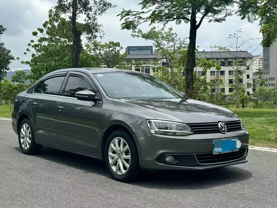 Volkswagen Sagitar