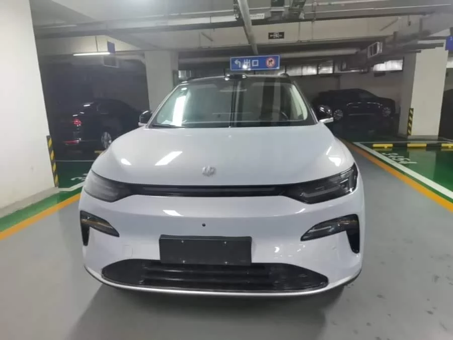 Leapmotor C11