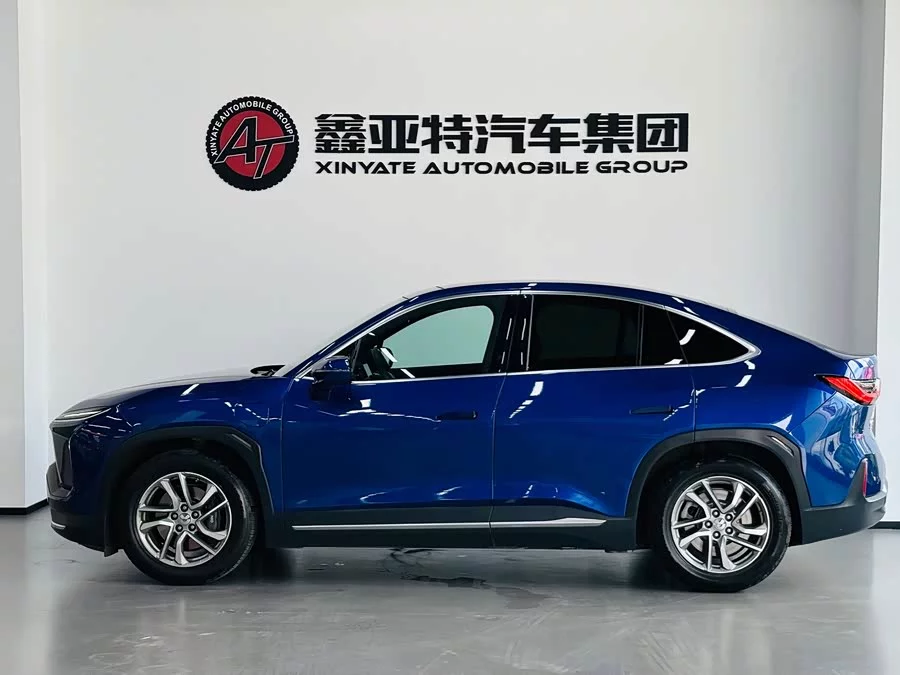 NIO EC6