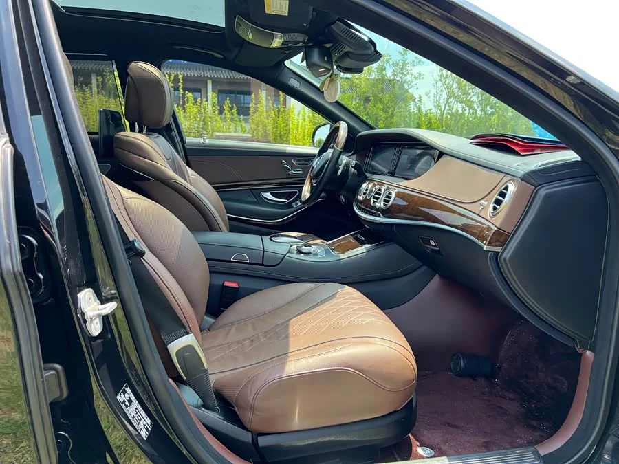 Mercedes Benz Maybach S-Class
