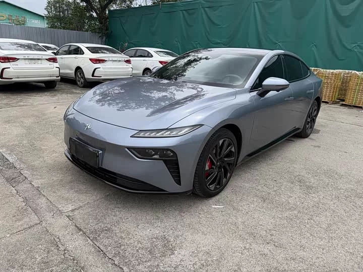 Dongfeng eπ007