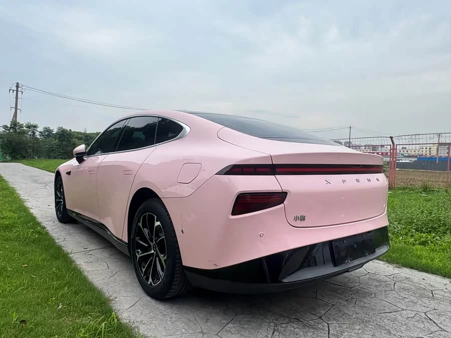 Xpeng P7