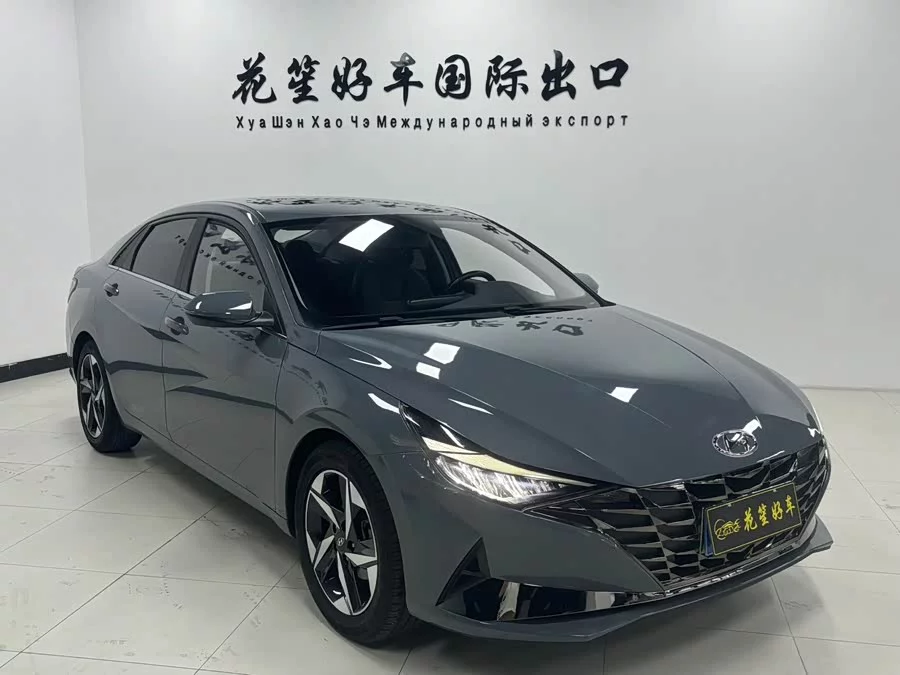 Hyundai Elantra
