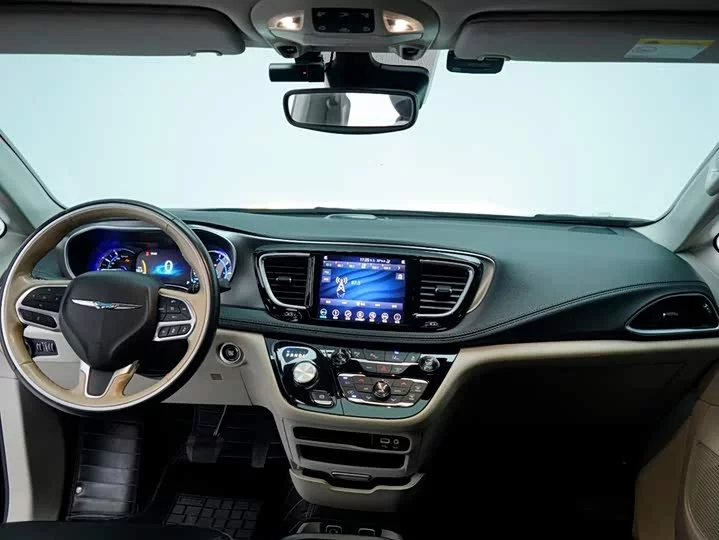 Chrysler Grand Voyager PHEV