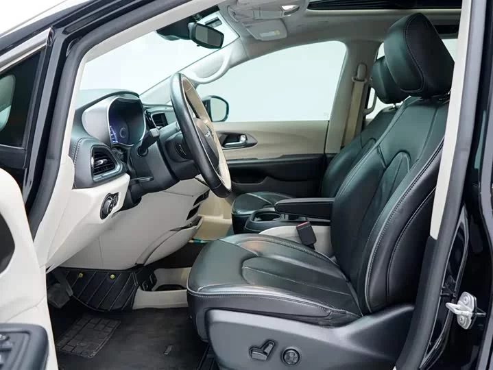 Chrysler Grand Voyager PHEV