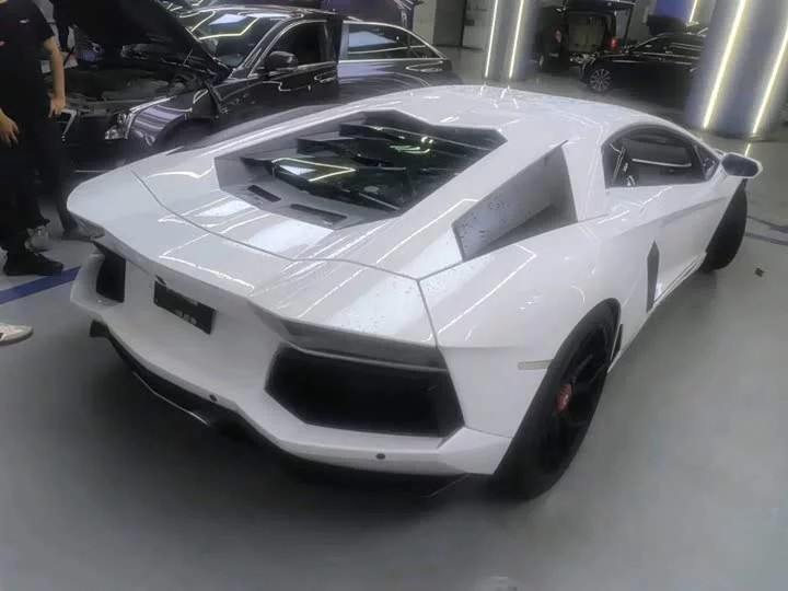 Lamborghini Aventador