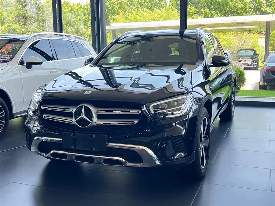 Mercedes Benz GLC