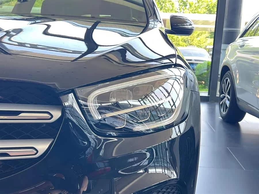 Mercedes Benz GLC